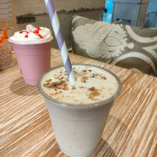 Batido De Plátano Y Avena (16 Oz)