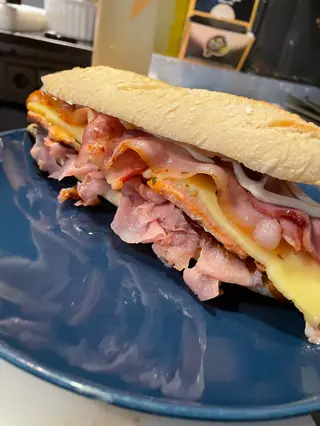 Big Baguette