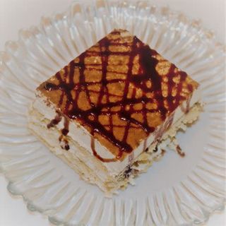 Домашна бисквитена торта