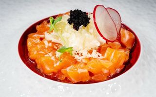 139 Tartare salmon speciale