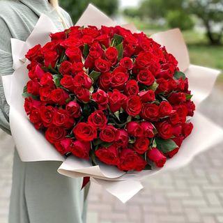 Buchet 101 Trandafiri Rosii