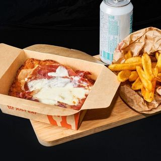 Menu Maxi Cotoletta alla Bolognese