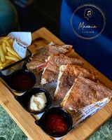 Клуб сандвич с кристален хляб