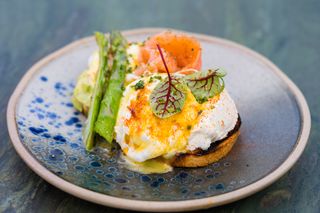 Salmon Benedict