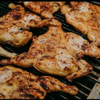 1/2 Frango Assado Com Molho