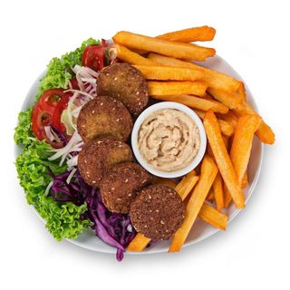 Falafel na talerzu