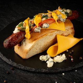 Хот Дог Сирний МИСЛИВ