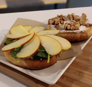 Bagel Baby Spinach