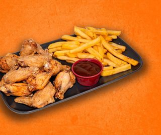 Alitas De Pollo (10 uds.) con patatas