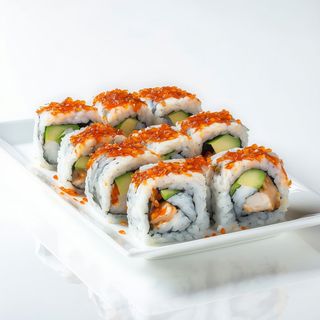 California Tempura De Pollo Aguacate (8 Pzs.)