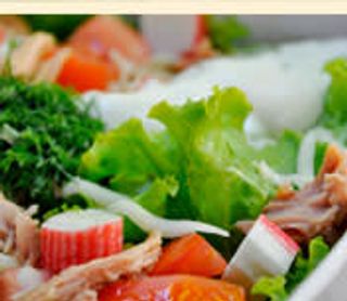 Зелена салата с талиатели с риба тон и ролца от раци (600г)