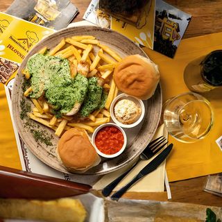 PilećI file u špinat sosu