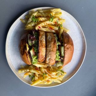 Бургер з куркою (400г)