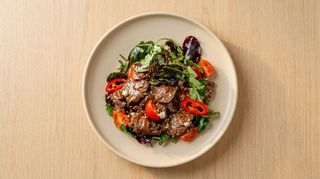 Salata thailandeza cu vita