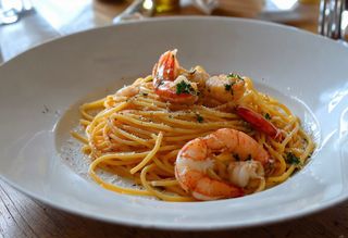Spaghetti con gamberi