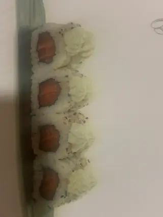 63.Uramaki Philadelphia 