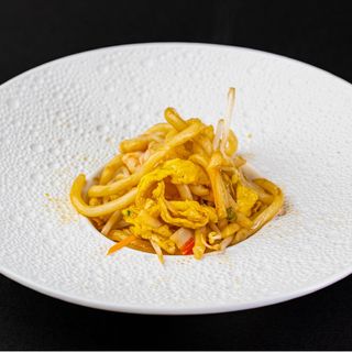 47. SPAGHETTI UDON CON FRUTTI DI MARE