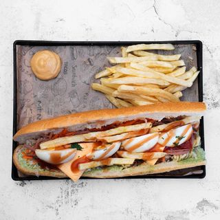 Bocadillo Complet avec Frites