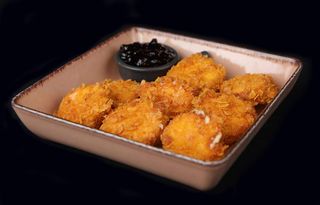 Хрупкави топени сирена със сладко