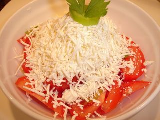 Salata de rosii cu branza