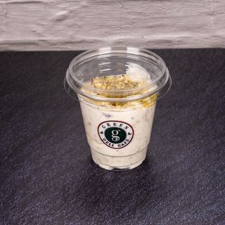 Йогурт с бисквитка и шам фъстък (250г)