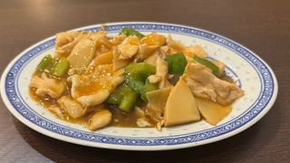 36-Pollo con peperoni e bambù 