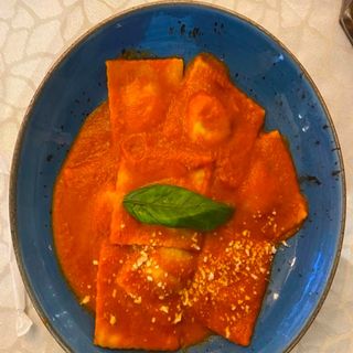 Ravioli Al Pomodoro