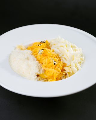 პასტა 3 ყველით