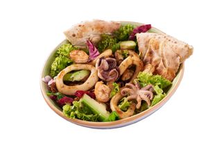 INSALATA CON FRUTTI DI MARE