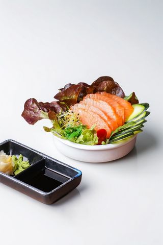  SASHIMI SAUMON BRAISE