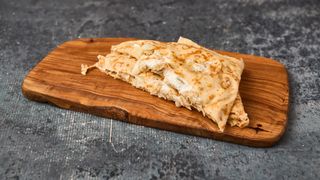 Slana palačinka sa prasećim pečenjem