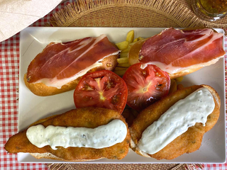 Serranito Pollo Empanado