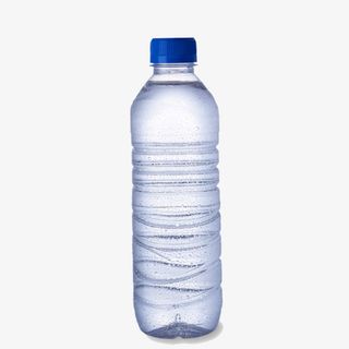 Agua mineral 500ml.