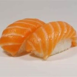 Nigiri De Salmón (4 Uds.)