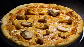 Pizza Funghi Porcini medie