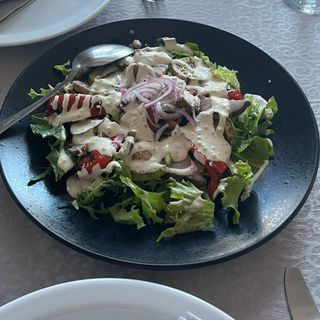 Салат з телятиною та овочами гриль (250г)