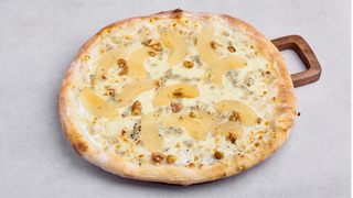 Gruszka z serem (Pear & Blue Cheese)
