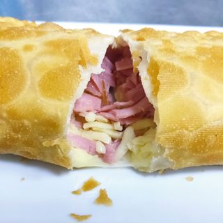 Pastel de feira JAMÓN YORK CON QUESO  (18 cm aprox.)