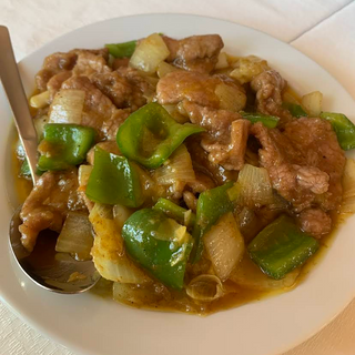 Ternera con salsa curry