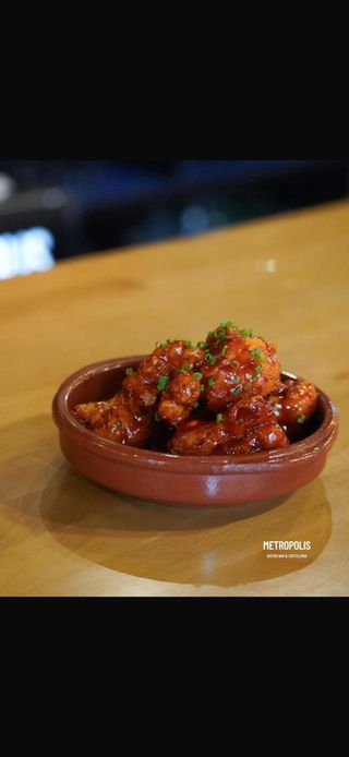 Bocaditos de coliflor picantes a la barbacoa coreana