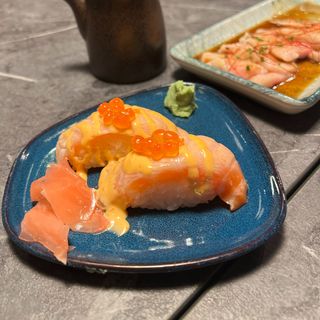 110. Nigiri Sake Ikura