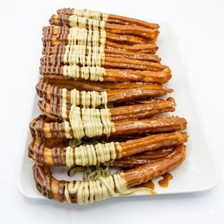 Churros  Con 2 Toppings (26 Uds.)
