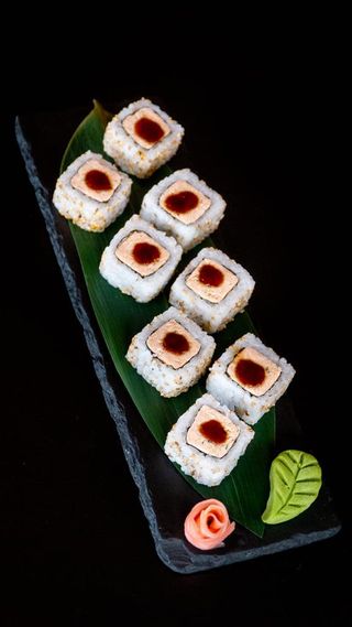 Roll Uramaki Moscou (8 Pzs.)