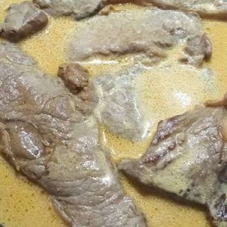 Bife com Molho Mostarda