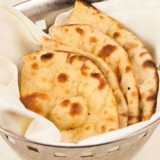 Garlic Cheese Naan