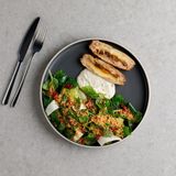 Salată de pui cu hribi și aioli trufat