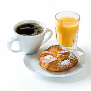Desayuno Café + Zumo + Bollería