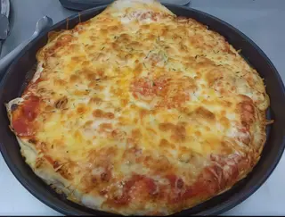 Pizza La Quesería (30 Cm.)