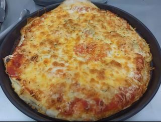 Pizza La Quesería (30 Cm.)