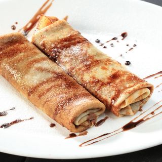 Clatite cu branza dulce si smantana